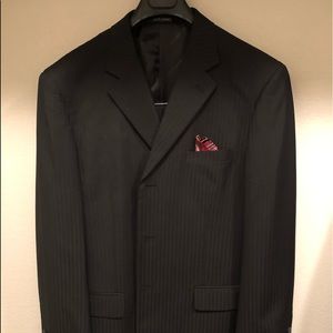 Used men’s suit Black Tone on Tone